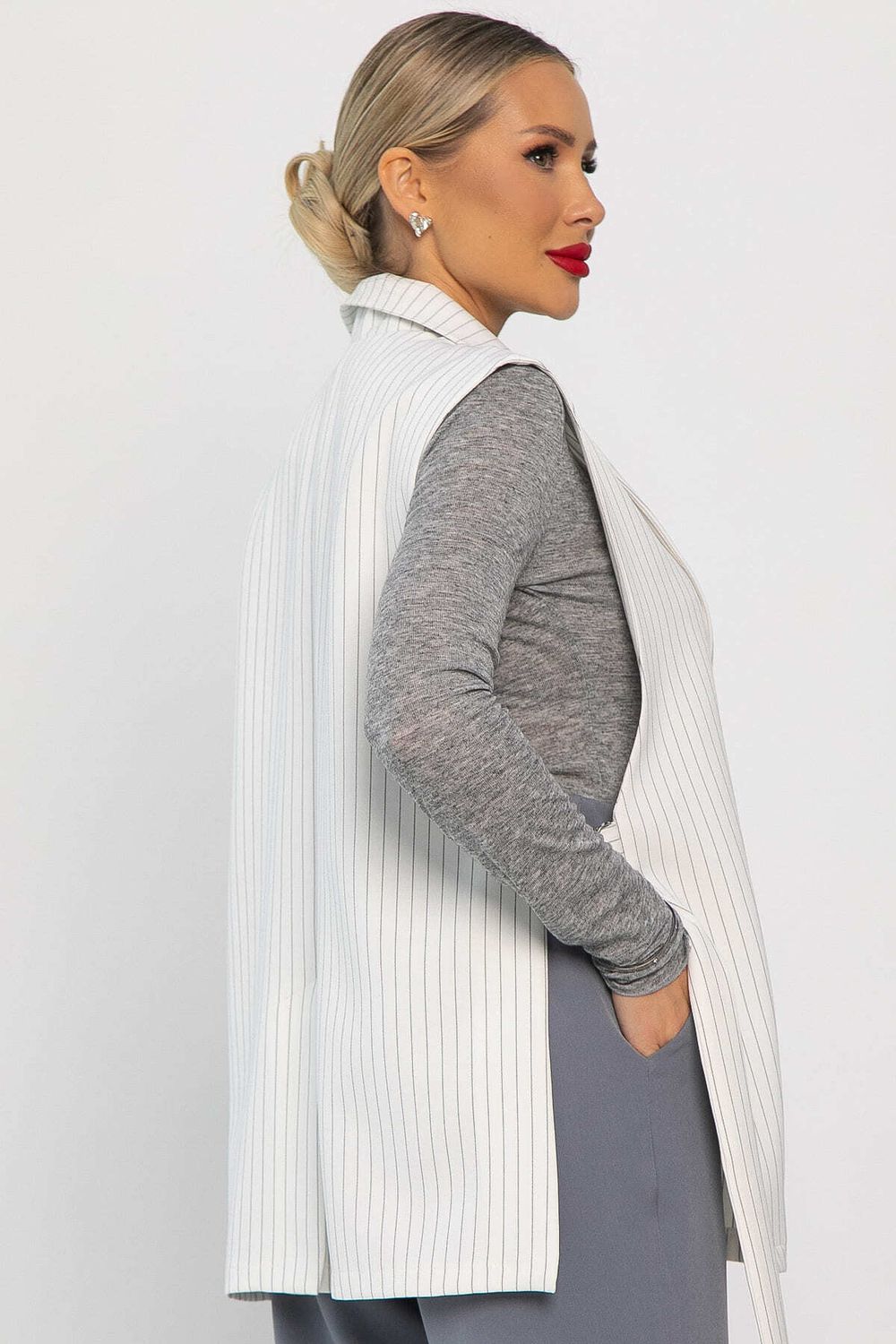 Жилет Рабочий день (белый) Б14212-4М LT Collection