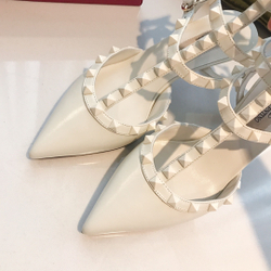 Valentino Rockstud Pumps 6.5 cm