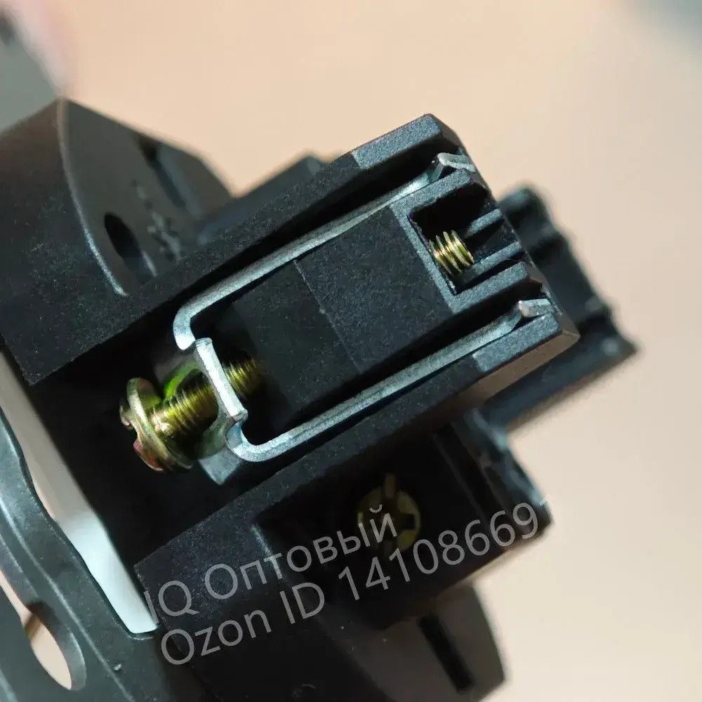 Розетка двойная с рамкой с заземлением встраиваемая 1 шт,черный