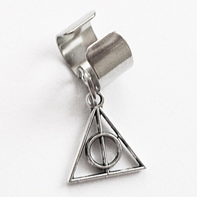 Кольцо клипса "Дары смерти" для имитации пирсинга ушей.