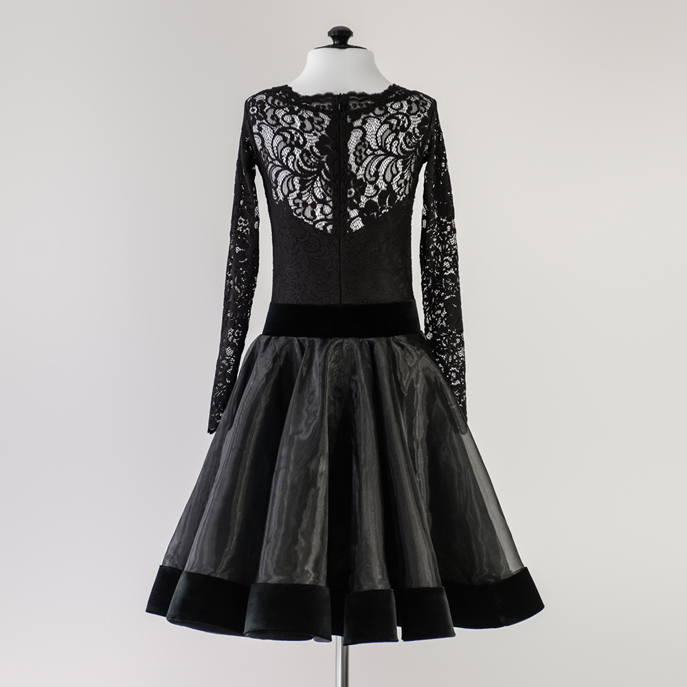 черное платье для танцев