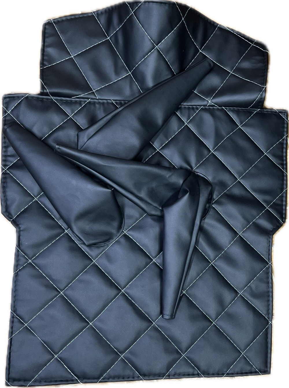 Коврик под рычаги КПП УАЗ 469, 3151 (4 рычага белая нить ромб)