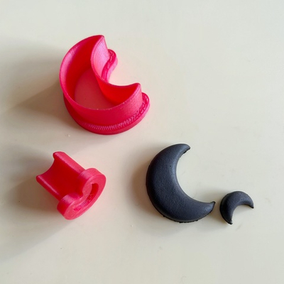 Вырубки для кулонов и сережек "Месяц"