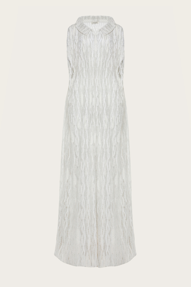 Белый кейп с вышивкой бисером, стеклярусом и бусинами