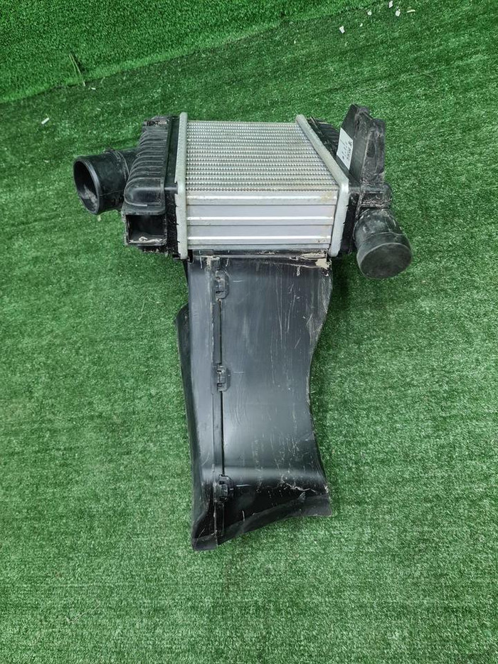 Интеркулер правый Lixiang L7 (2022-н.в.)