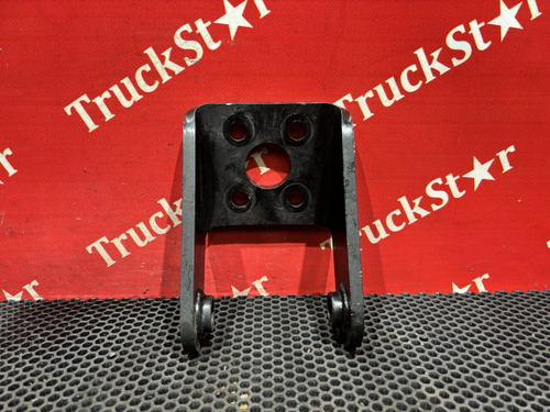 Кронштейн амортизатора заднего