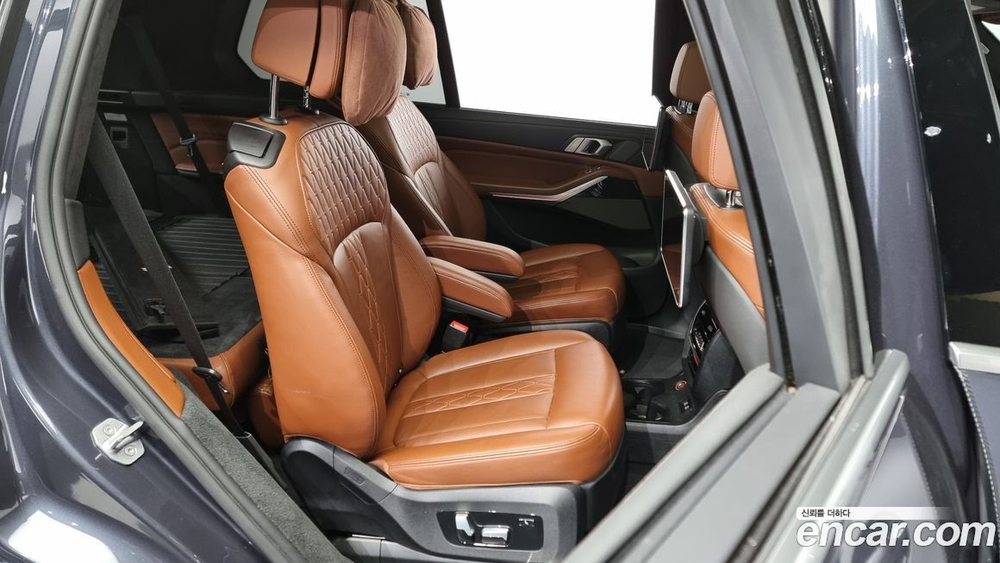 BMW X7 (G07) xDrive 30d M Sports 6-и местный (04.2020)
