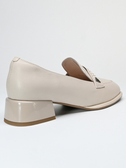 Лоферы женские Ascalini G1348B
