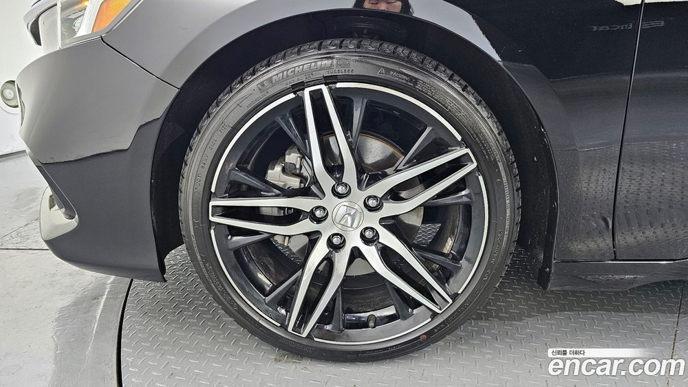 Honda Accord 10 Generation 2.0 Hybrid Touring (04.2022)