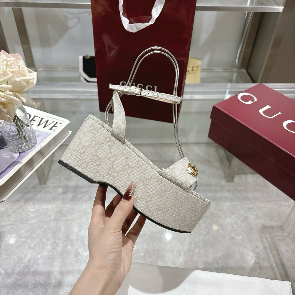 Gucci Horsebit Flatform Sandal