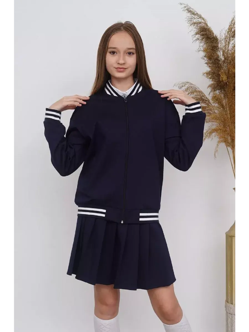Школьная форма для девочки.