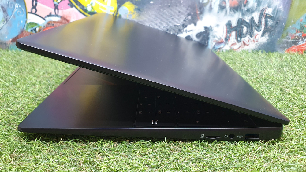 Ноутбук RGB Intel Celeron N5095/16Gb/FHD