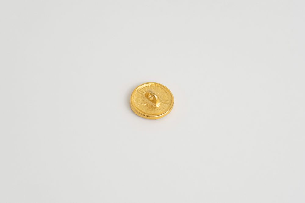 Винтажная металлическая пуговица