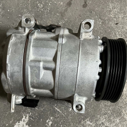 Компрессор кондиционера Peugeot 408 307 301 308, Citroen C4