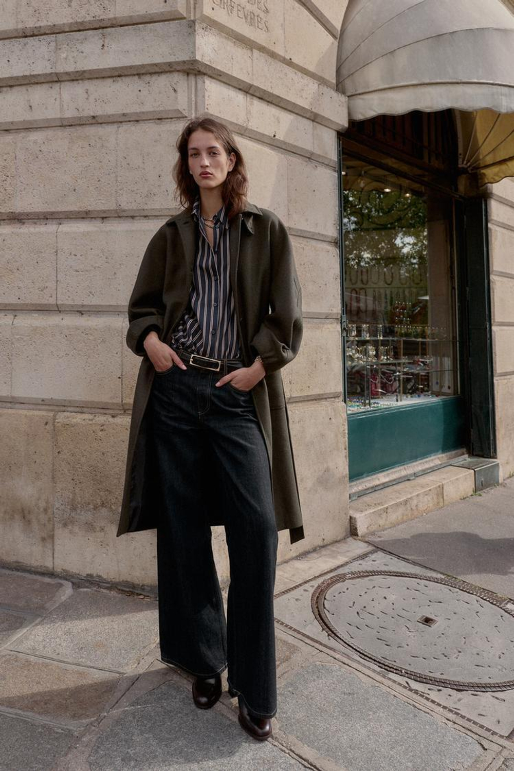 ZARA ПАЛЬТО ИЗ ШЕРСТИ С КОНТРАСТНЫМ ВОРОТНИКОМ И РУКАВАМИ «ШАР», ХАКИ