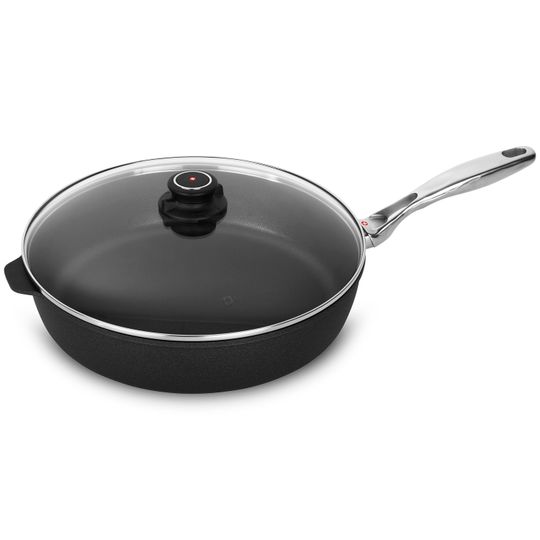 Сотейник Swiss Diamond XD 6732C, 5.5 л