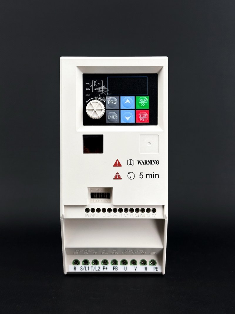 Преобразователь частотный B100-BT5.5KW