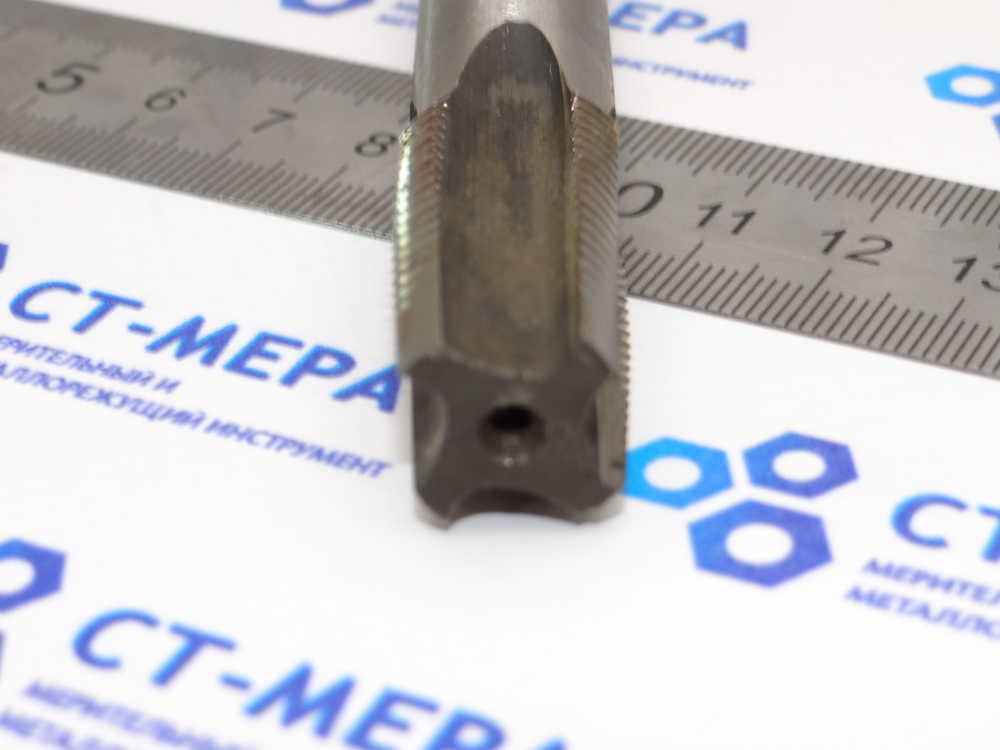 Метчик гаечный М18х1.5 L=200мм (0213)