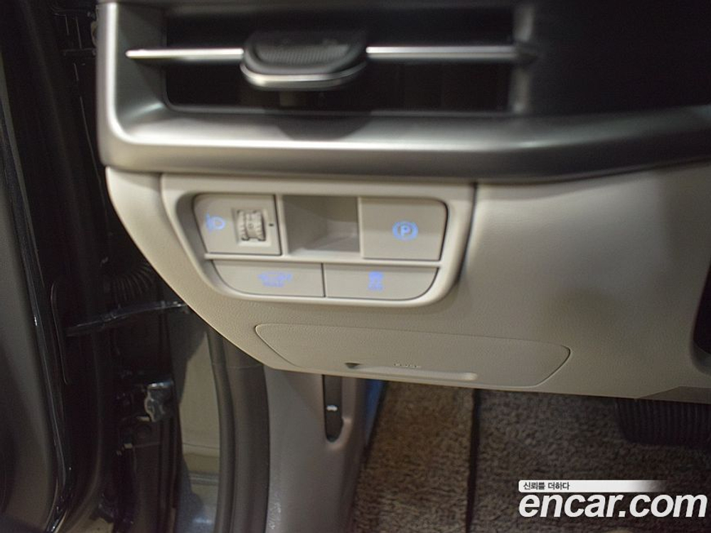 Hyundai Grandeur (Azera) (GN7) 2.5 Бензин 2WD (01.2023)