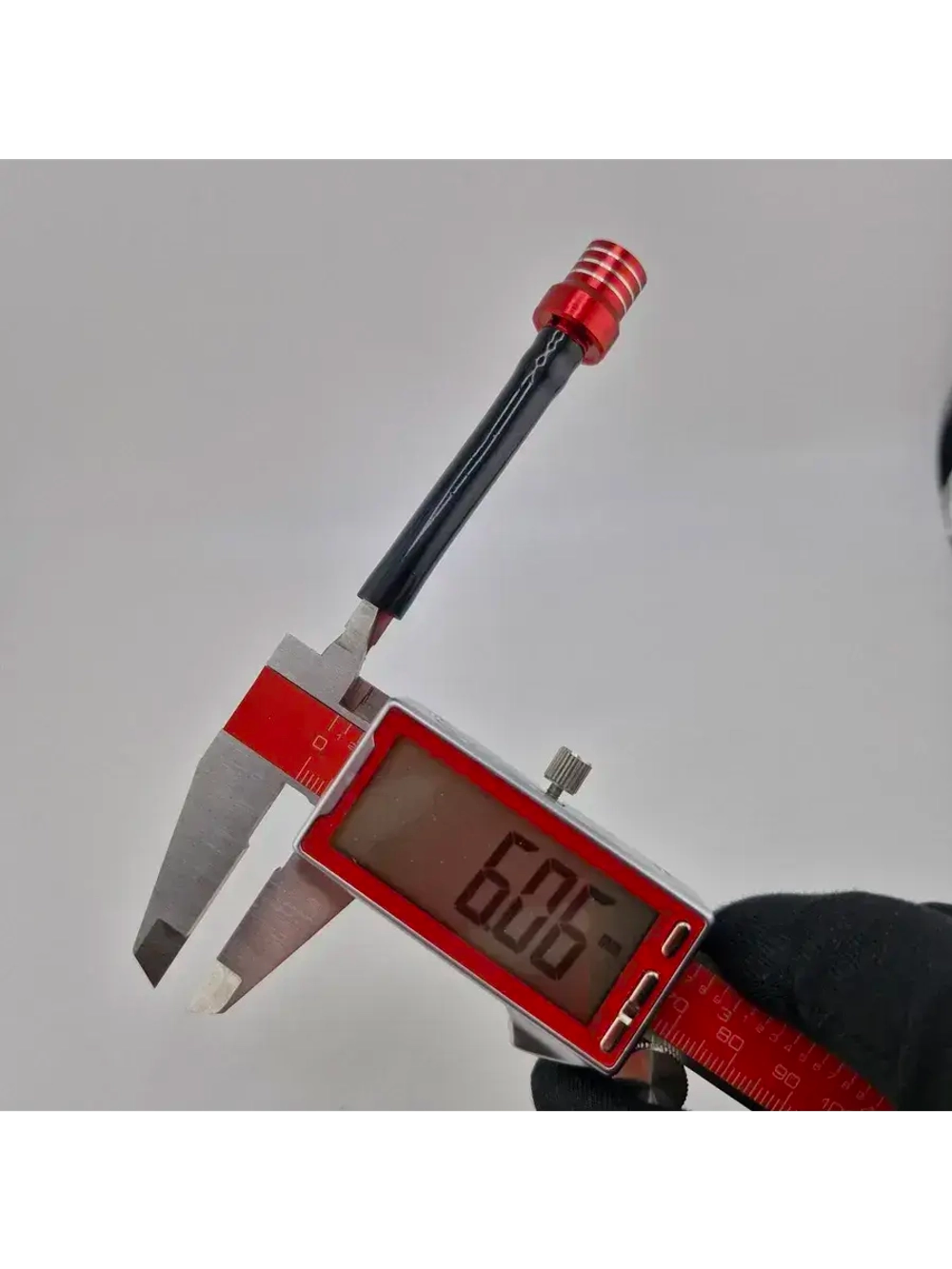 Клапан крышки бензобака