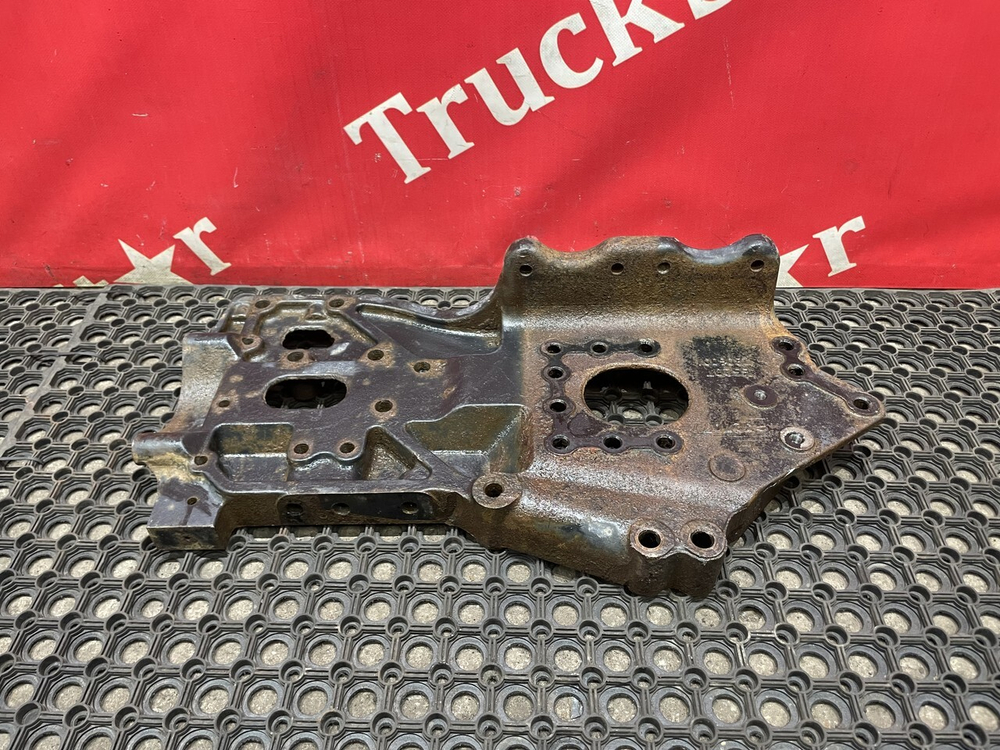 Кронштейн рессоры передней левый 2017г.