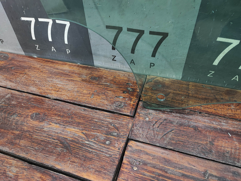 Стекло переднее правое двойное LR Discovery 5 L462 17-нв Б/У Оригинал LR082922