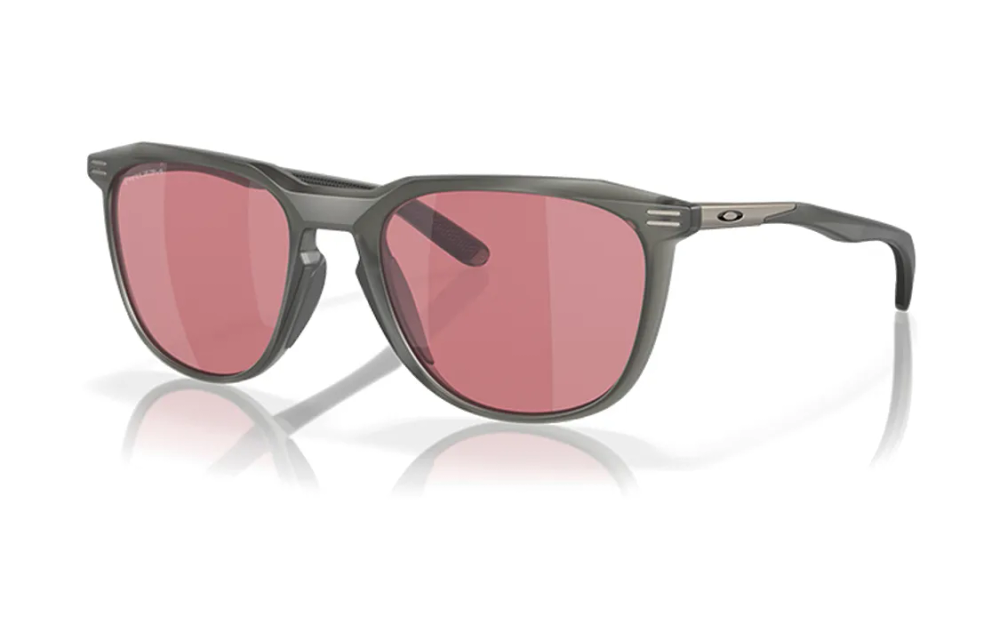 Oakley Injection Molded Irregular Shape Sunglasses
