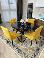 Круглый стеклянный раздвижной стол "Черный оникс" и стулья "ГУЧИ" желтый