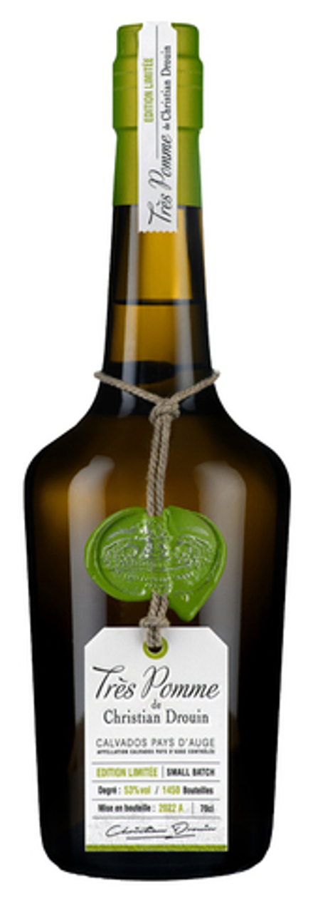 Кальвадос Christian Drouin Calvados Tres Pomme, 0.7 л