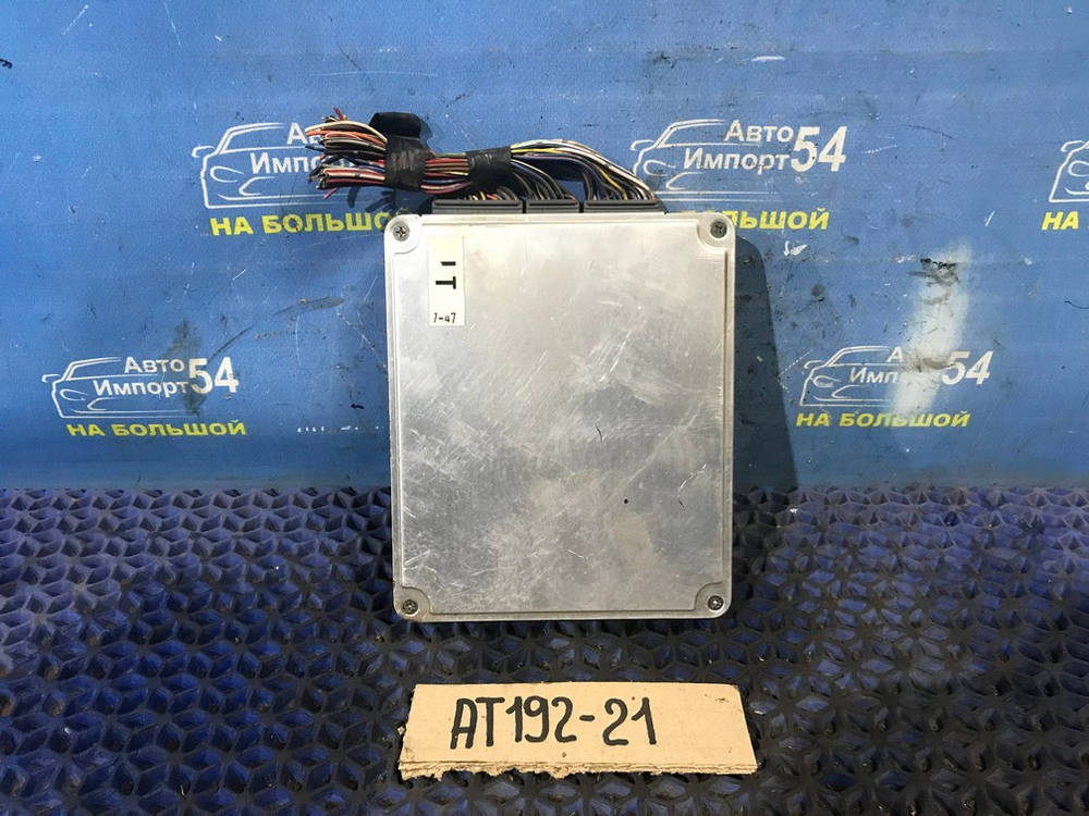 Компьютер двигателя TOYOTA CARINA 1994