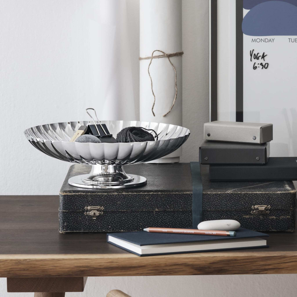 Блюдо на ножке Georg Jensen Bernadotte, 28 см