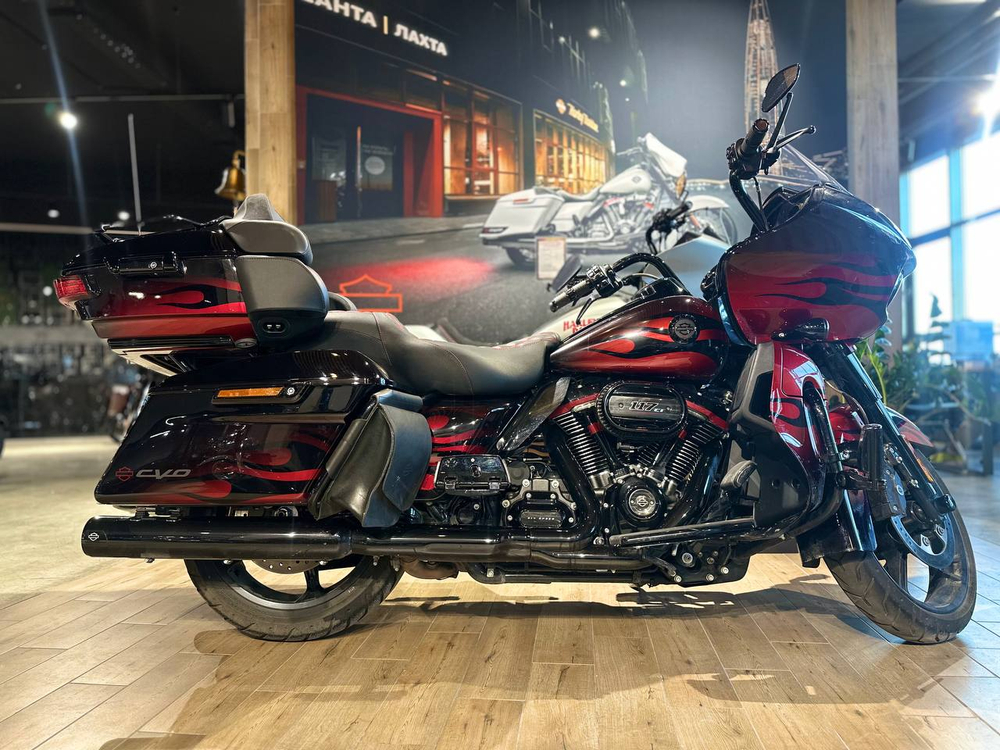 Harley-Davidson CVO Road Glide Limited, 2022