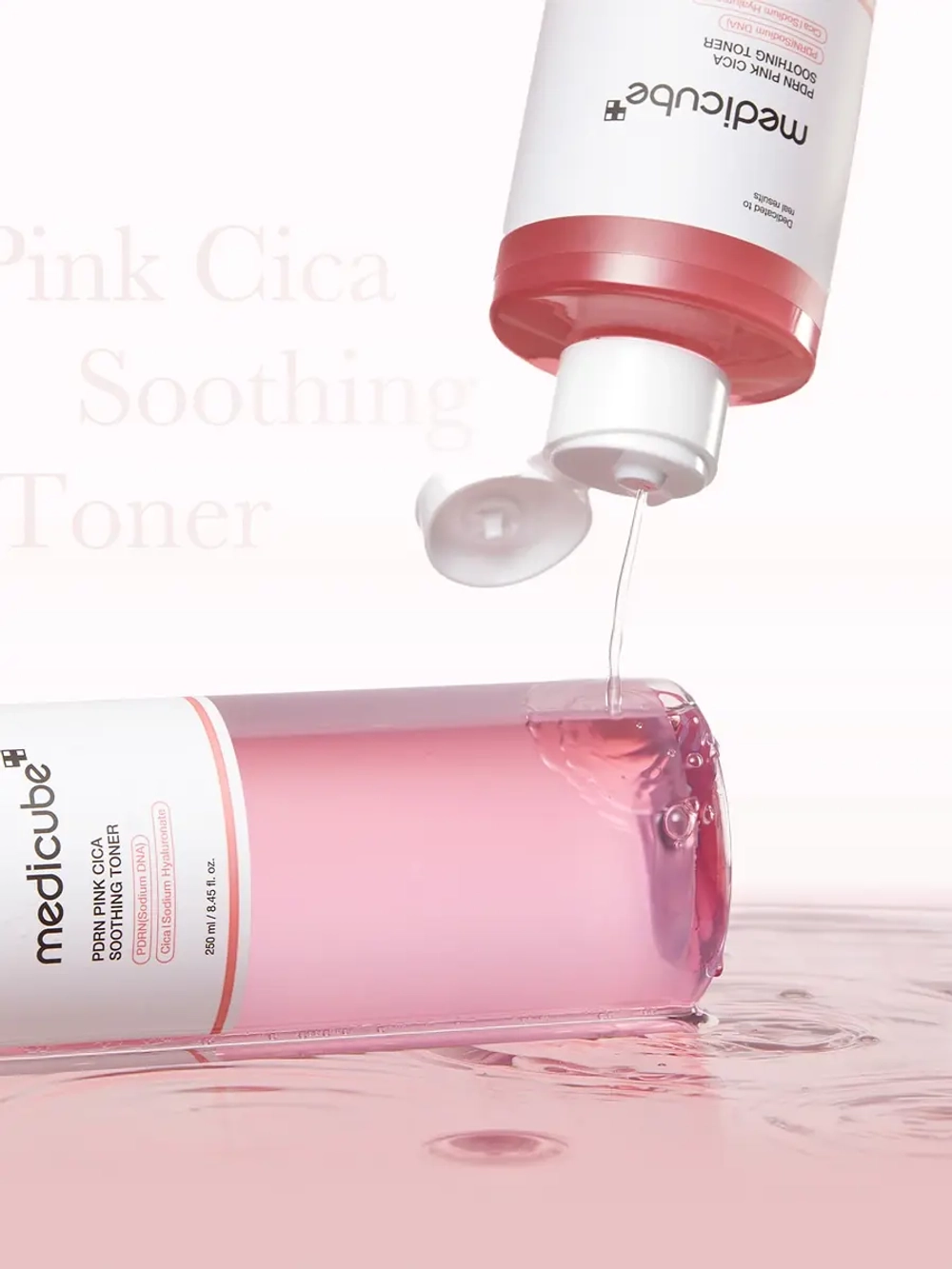 Medicube Успокаивающий тонер с ПДРН и комплексом пептидов PDRN Pink CICA Soothing Toner 250 мл