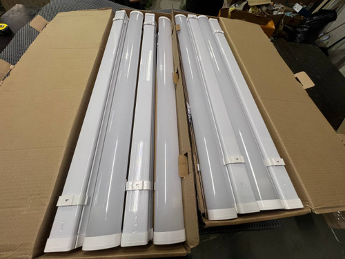 Светодиодный светильник СКС 45Вт, 4000К / 5000К, IP65, 1000x76x76мм