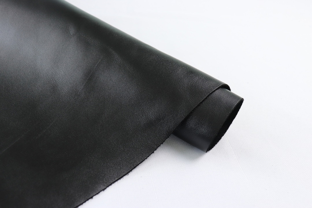 0.6-0.9 Кожа Камелия Черная