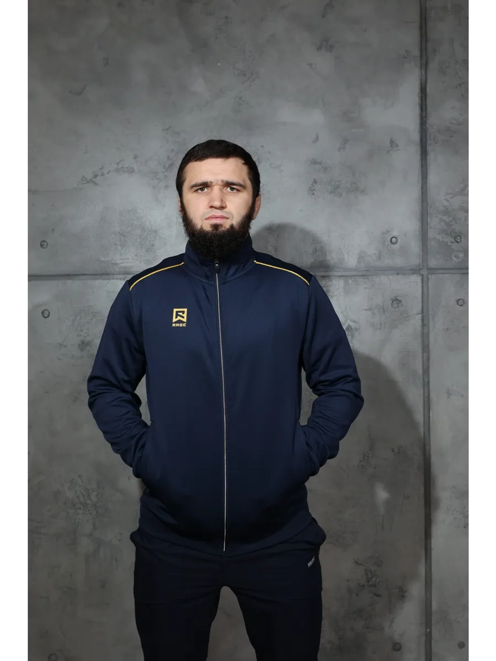 Куртка спортивная