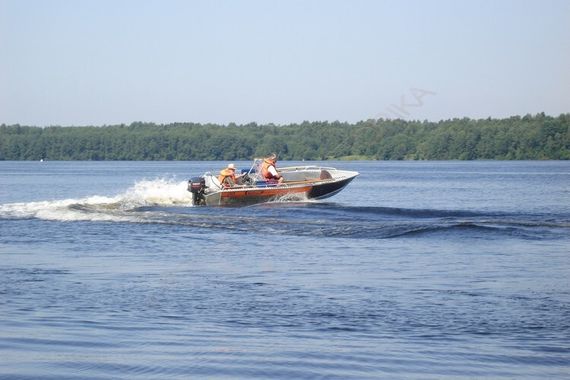 Алюминиевая лодка Wellboat 46 консоль