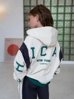 Спортивный костюм для девочки в школу