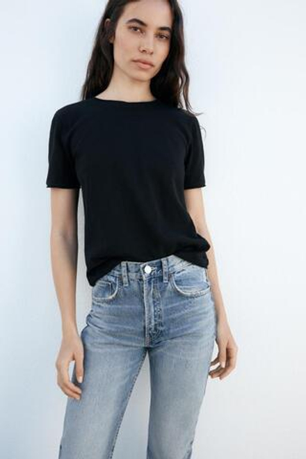 ZARA ФУТБОЛКА ИЗ ФАСОННОЙ ХЛОПКОВОЙ ПРЯЖИ, ЧЕРНЫЙ