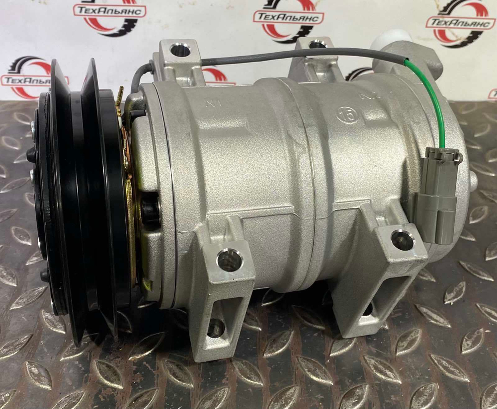 Компрессор кондиционера 4719131