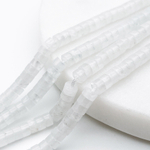 Кварц белый бусины, размер около 4*2 мм, цена за 37-38 шт (1/4 нити)