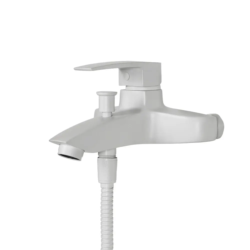 Смеситель Royce Pro для ванны и душа (RCM-120503WH)