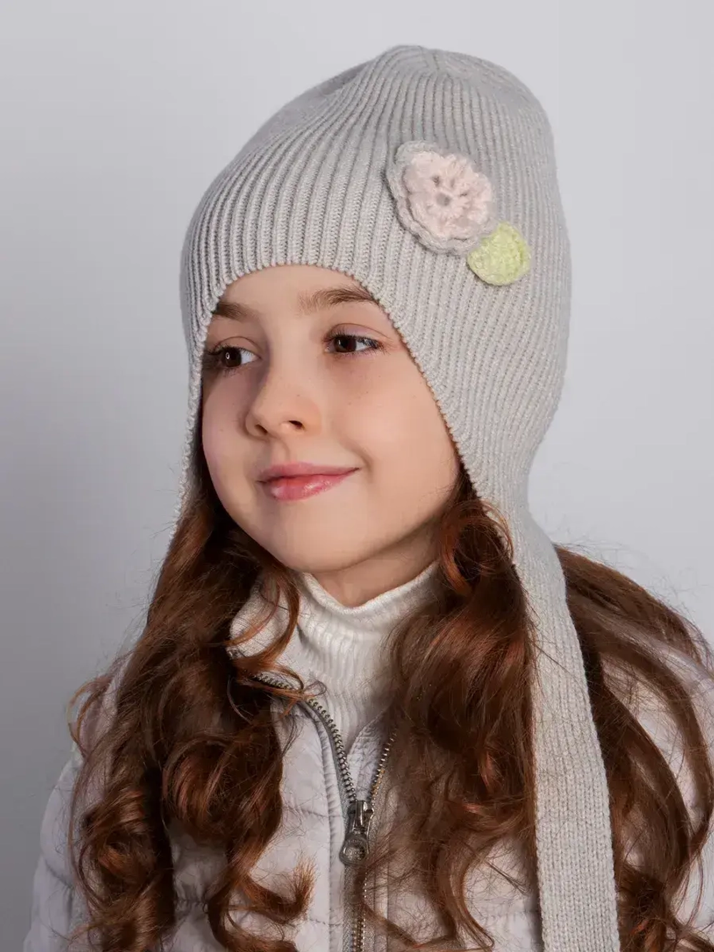 Шапка-чепчик для девочек на осень