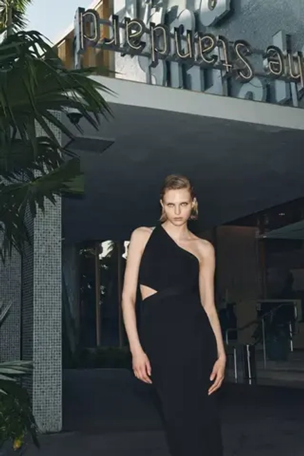 ZARA ЭЛАСТИЧНОЕ ПЛАТЬЕ АСИММЕТРИЧНОГО КРОЯ, ЧЕРНЫЙ