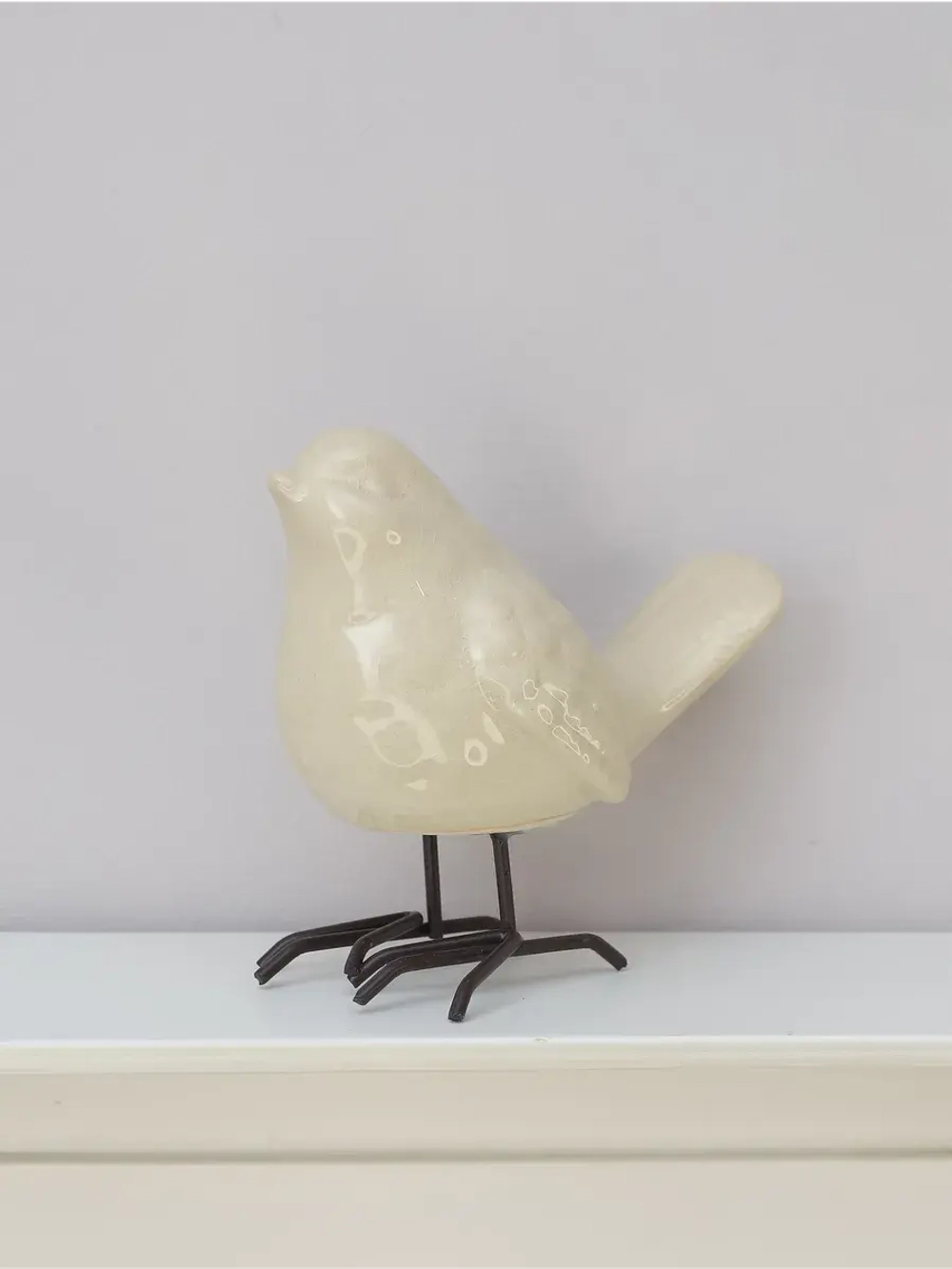 Статуэтки для интерьера на полку