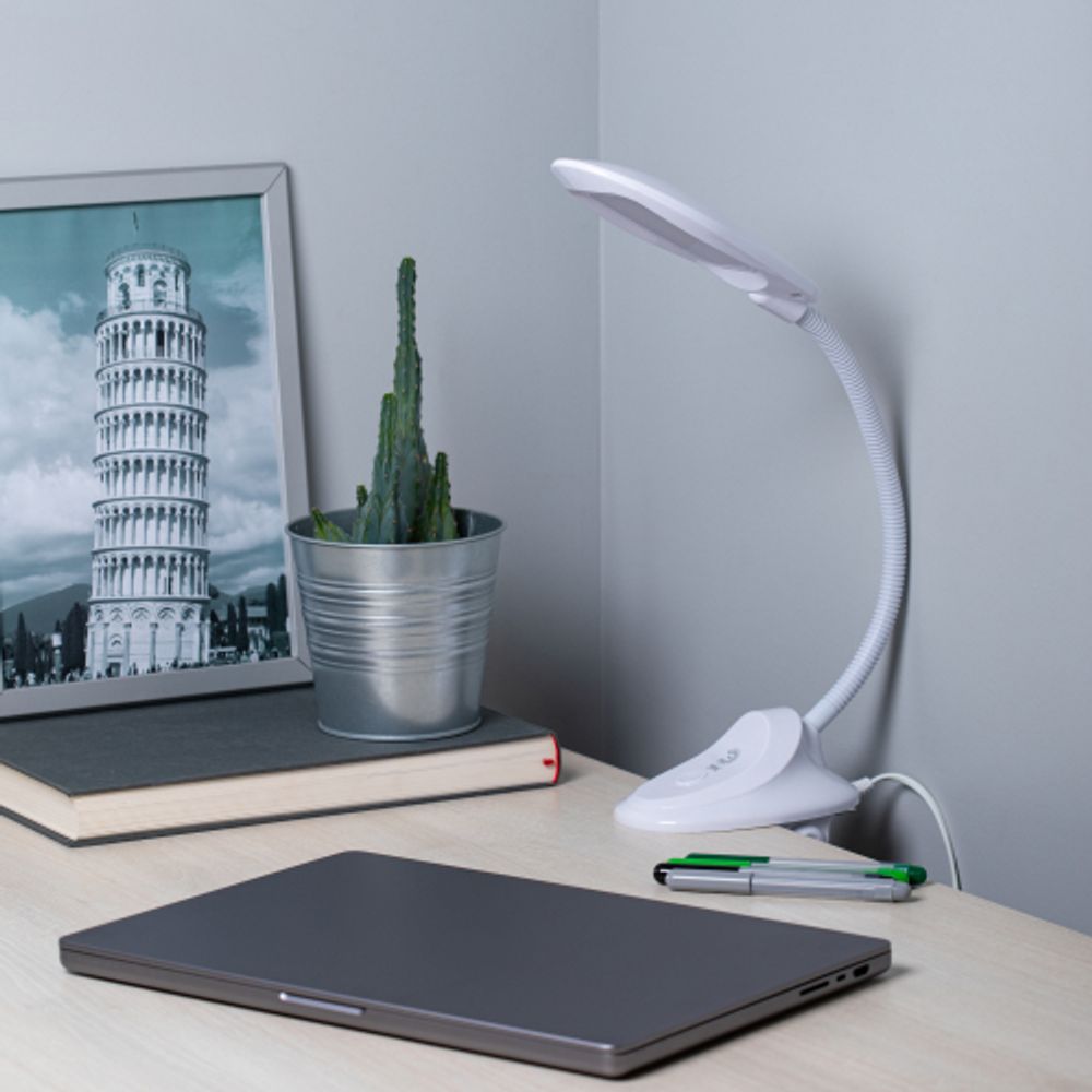 Настольный светильник ЭРА NLED-478-8W-W светодиодный на прищепке белый