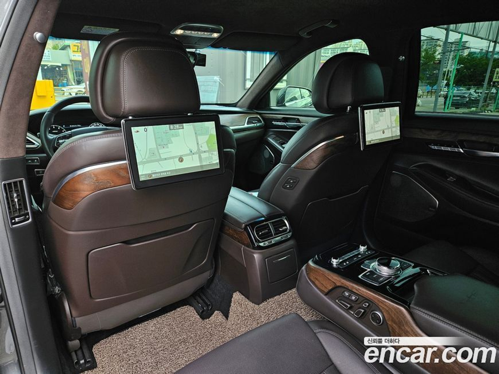 Genesis G90 3.8 AWD (02.2020)