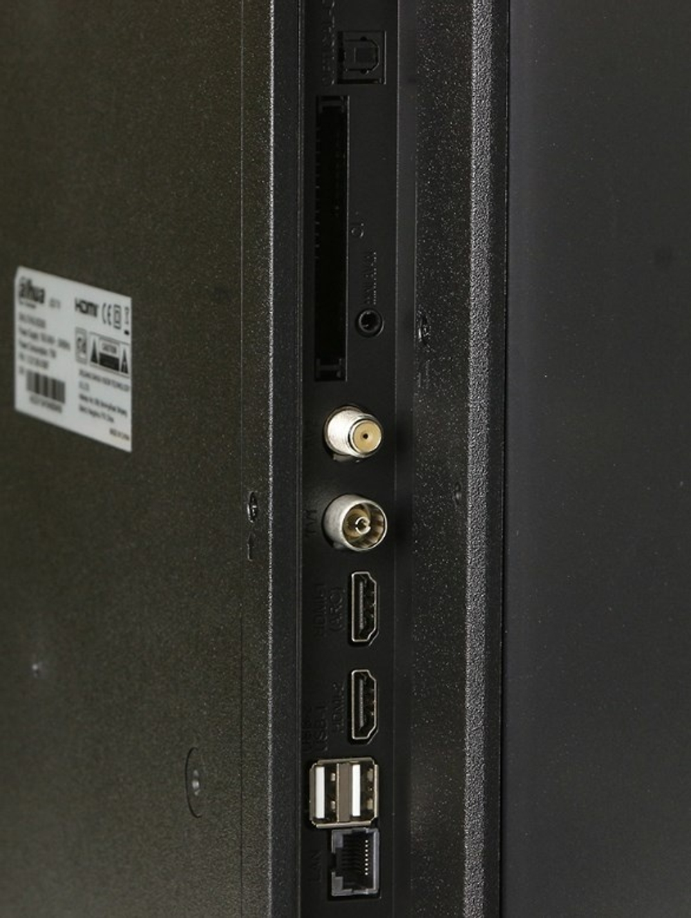 Телевизор Dahua DHI-LTV43-SD200 109 см черный