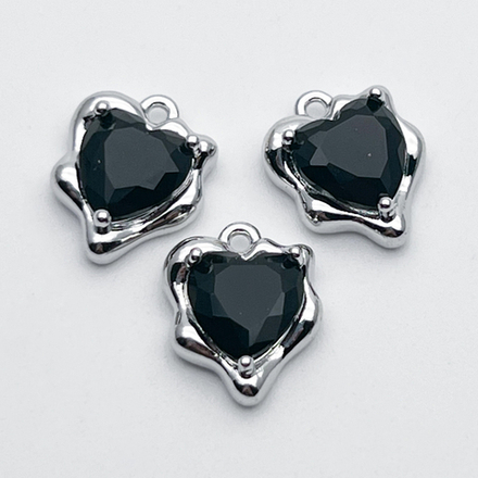 Подвеска Сердце, цвет серебро (родий) + черный, размер 13*10 мм, цена за 1 шт