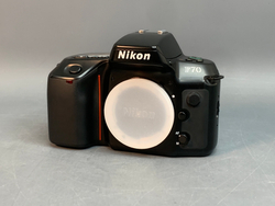 Nikon F70